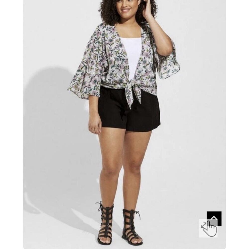 Torrid Washable Gauze Tie Front Crop Kimono Womens Size 3X White Floral Draped
